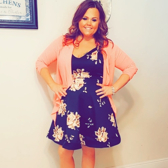 Meet your Posher, Rebecca - Picture 2 of 2